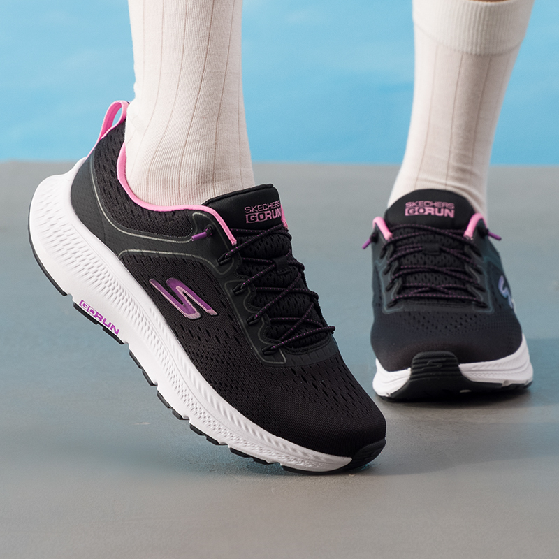 Женская обувь Skechers, оригин – обзор и цена Lightweight Road Running Shoes
