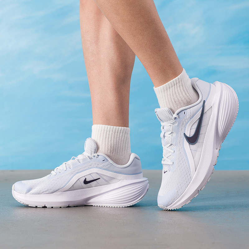 Мужские кроссовки Nike, оригин – обзор и цена Lightweight Road Running Shoes